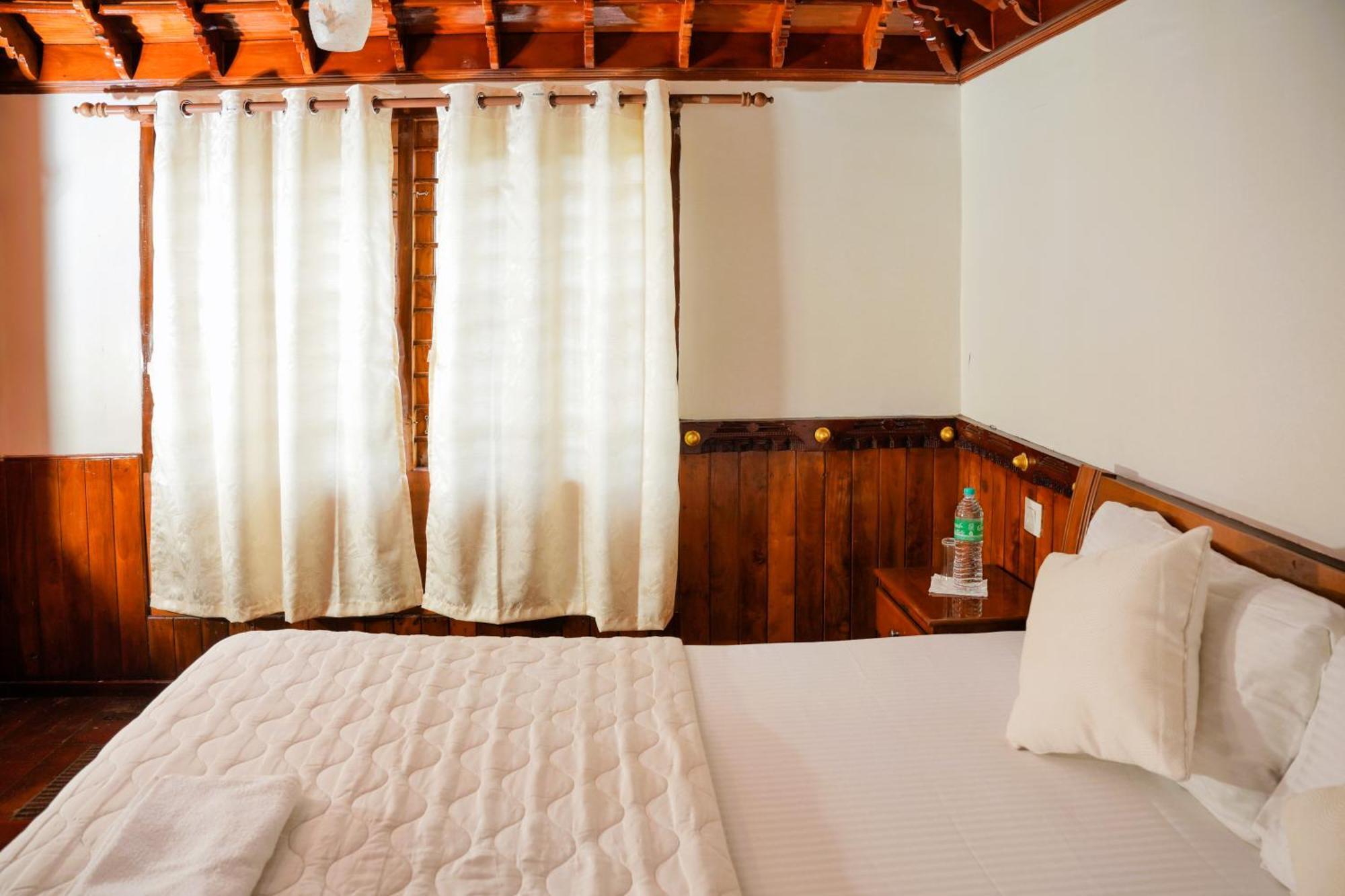 Rajahamsam Houseboat Villa Kumarakom Dış mekan fotoğraf